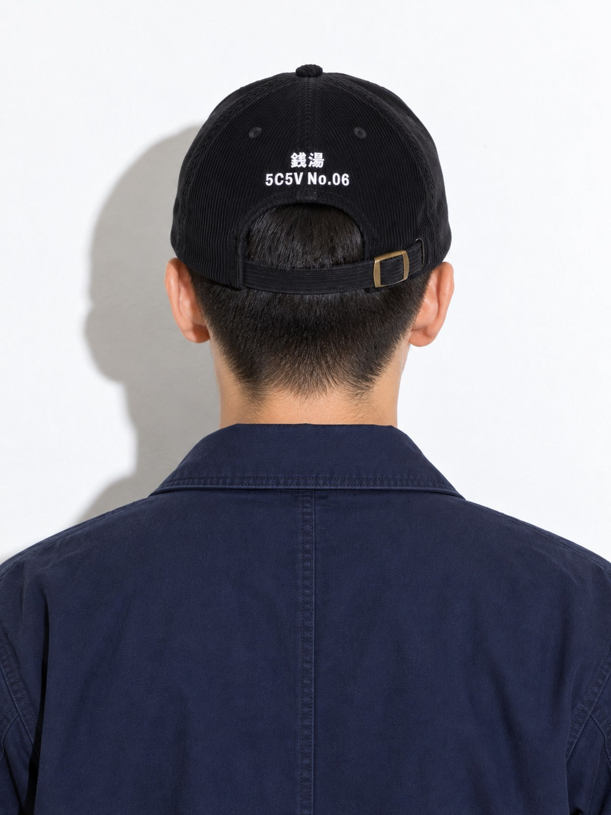 Sentō corduroy cap, black, back view
