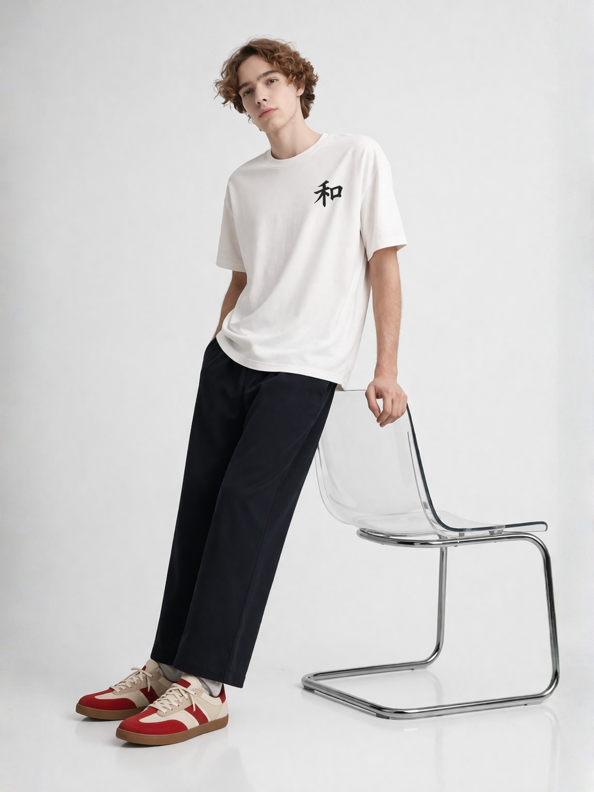 Kyoto Harmony 和 Premium Oversized Embroidered T-Shirt – White | 5C5V