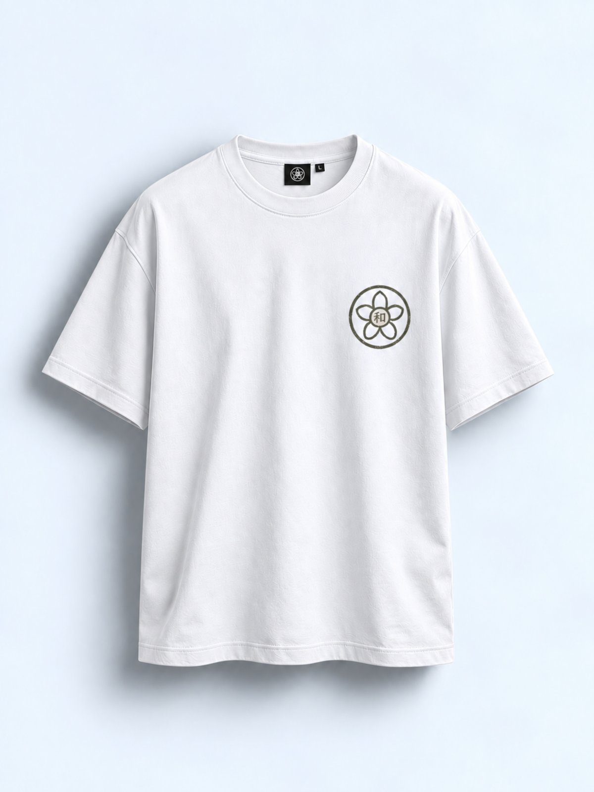White Kyoto Harmony 和 graphic tee, front view
